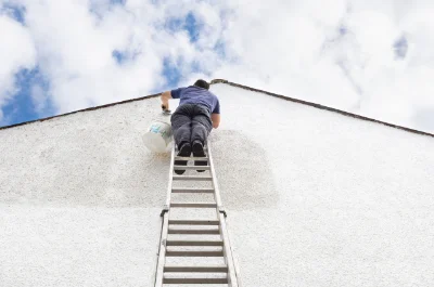 Peinture extérieure à Manzat — façades et ravalement